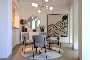 Elegant 1BR Oasis Burj Vista Steps to Burj Khalifa - 11AB08